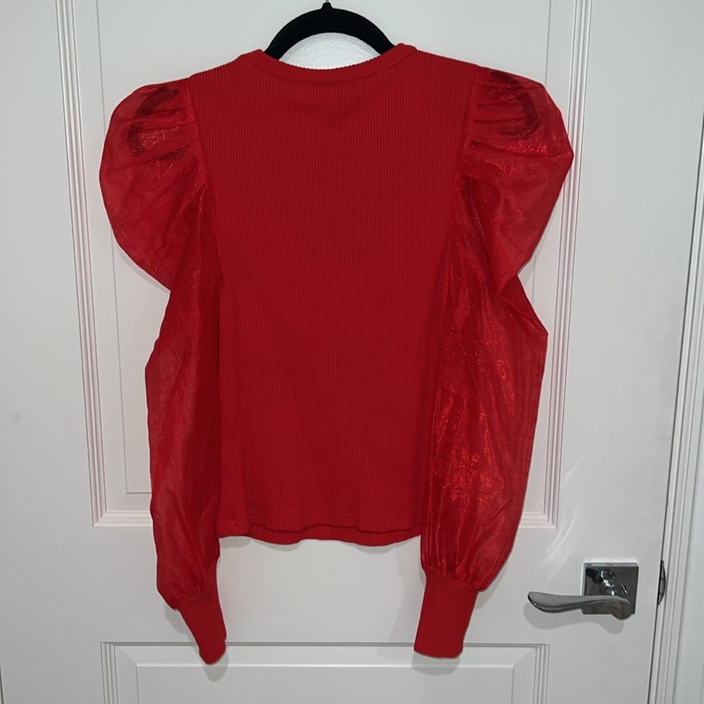 Red top - Picture 5 of 6